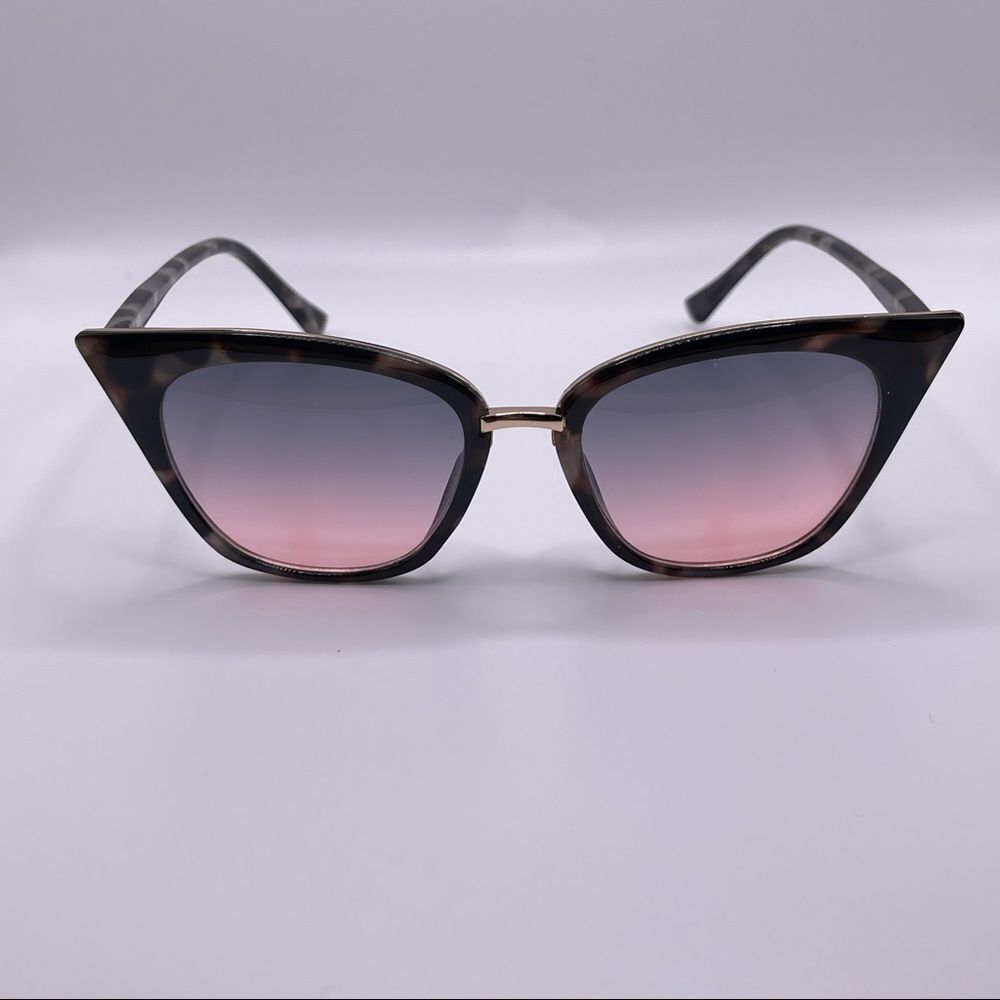 Gray Shade Tortoise Shell Cat Eye with Gold Trim and Bridge - Picture 2 of 8